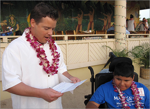 Josh Bezoni granting wish to Antonio in Hawaii